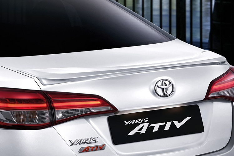 Gói này trên Toyota Vios tại Malaysia bao gồm những tính năng như ngăn va chạm sớm (phanh khẩn cấp tự động), cảnh báo chệch làn đường, phát hiện điểm mù và cảnh báo phương tiện cắt ngang khi lùi.