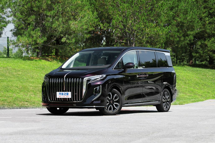 Trong tương lai, Hồng Kỳ HQ9 2023 có thể được bổ sung phiên bản plug-in hybrid tiết kiệm xăng hơn. Hiện thương hiệu Hồng Kỳ cũng đang phân phối xe chính hãng tại Việt Nam với 2 sản phẩm H9 và E-HS9. Chưa rõ Hồng Kỳ có kế hoạch đưa HQ9 vào Việt Nam trong tương lai hay không.