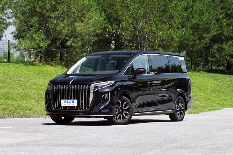 Trong tương lai, Hồng Kỳ HQ9 2023 có thể được bổ sung phiên bản plug-in hybrid tiết kiệm xăng hơn. Hiện thương hiệu Hồng Kỳ cũng đang phân phối xe chính hãng tại Việt Nam với 2 sản phẩm H9 và E-HS9. Chưa rõ Hồng Kỳ có kế hoạch đưa HQ9 vào Việt Nam trong tương lai hay không.