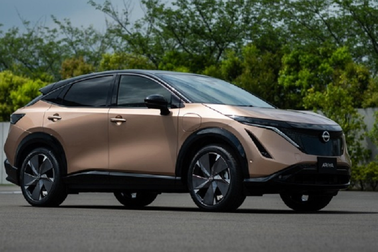 Bên cạnh đó, mỗi chiếc xe SUV điện Nissan Ariya luôn phải trải qua các bài kiểm tra va chạm nghiêm ngặt trước khi bàn giao xe tới tay người dùng.