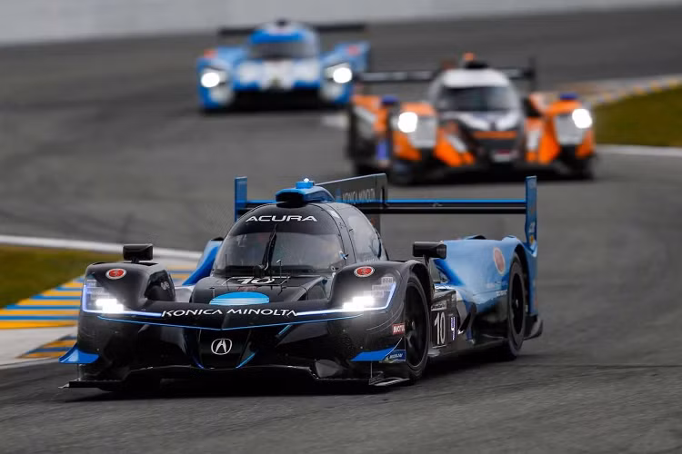 Trên thực tế, thị trường rất ít khi xuất hiện các mẫu xe đua thuộc dòng Daytona Prototype đã qua sử dụng như chiếc ARX-05 DPi này, nên tương đối khó trong việc định giá phù hợp.