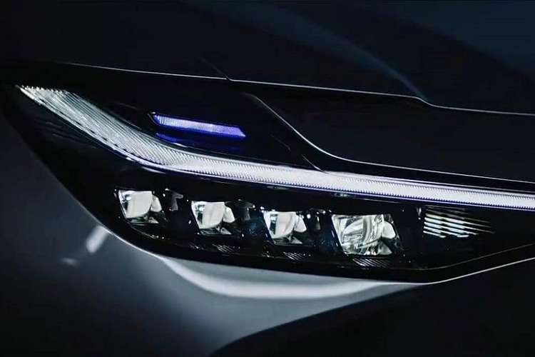 Về thiết kế, Toyota bZ3 được áp dụng phong cách khá giống với đàn anh bZ4X. Đây có vẻ là ngôn ngữ thiết kế chung của toàn bộ dòng xe điện Toyota bZ.