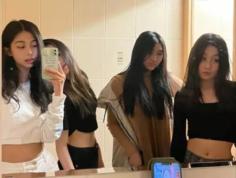 Con gai Vuong Phi ngay cang sexy, co chi tiet y het me