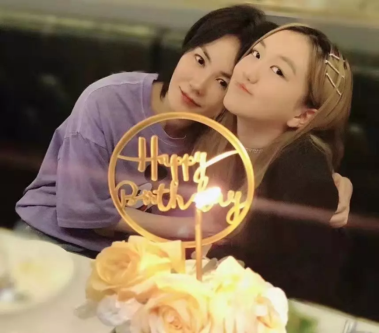 Con gai Vuong Phi ngay cang sexy, co chi tiet y het me-Hinh-3