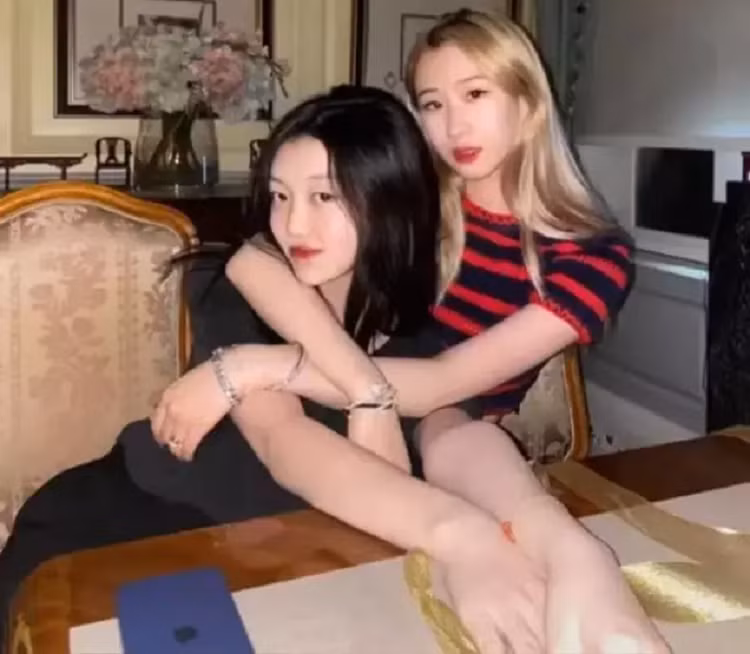 Con gai Vuong Phi ngay cang sexy, co chi tiet y het me-Hinh-6