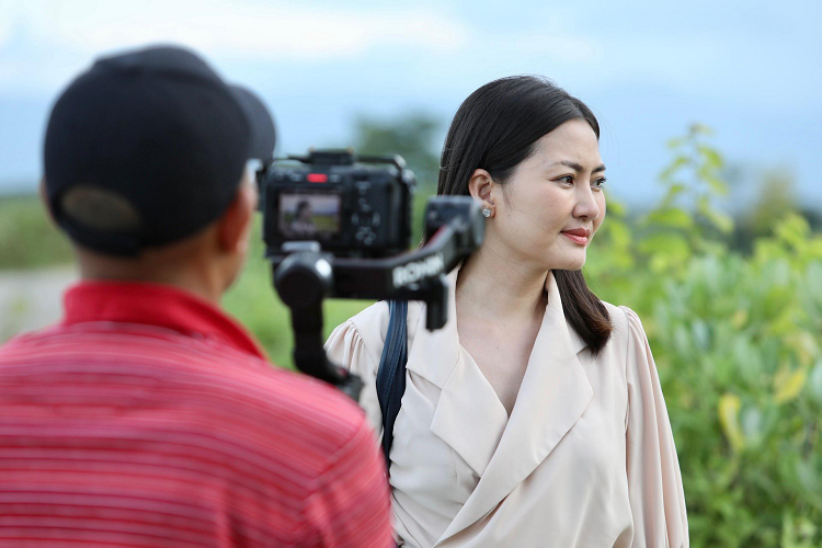 Ngoc Lan ke chuyen dong vai “gai lang choi”, say xin trong “Me rom“-Hinh-3