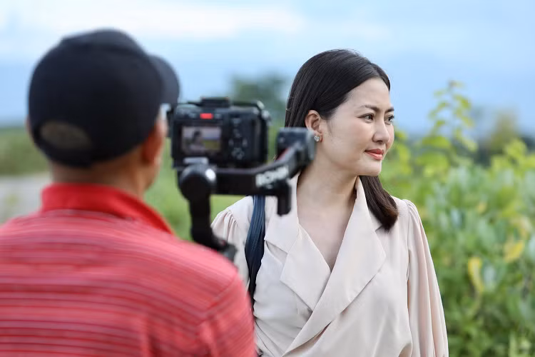 Ngoc Lan ke chuyen dong vai “gai lang choi”, say xin trong “Me rom“-Hinh-3