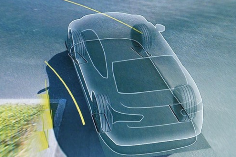 Có thể kể đến như hệ thống hỗ trợ chuyển làn đường có thêm tính năng cảnh báo người lái bằng thông điệp hoặc âm thanh nếu phát hiện phương tiện khác chạy đến khi Lexus LS 2023 đang nhập làn ở tốc độ thấp.