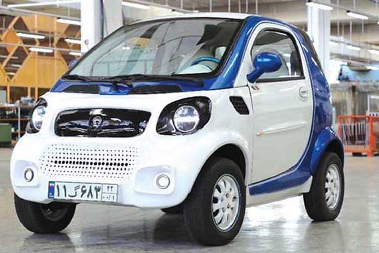 Theo kế hoạch, Oxygen 2022 hoàn toàn mới sẽ được bán ra thị trường quê nhà vào tháng 5/2022. Đây là mẫu ôtô điện 2 cửa và 2 chỗ ngồi được thiết kế theo phong cách của dòng xe Smart Fortwo. Ông Siamak Hojjat – CEO của KSJ Motors tuyên bố Oxygen là mẫu xe ôtô điện rẻ nhất thế giới, mức giá của nó là 2,7 tỷ rials (khoảng 240 triệu đồng).