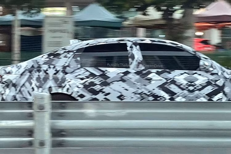 Với việc sử dụng nền tảng DNGA, xe sẽ có thể được hưởng lợi từ những cải tiến mà nền tảng mang lại, bao gồm tiết kiệm trọng lượng, nâng cao độ cứng và cải thiện an toàn. Hơn nữa, nó còn tương thích với các hệ thống truyền động điện khí hóa. 