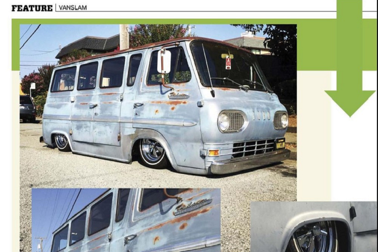 Cụ thể, chiếc VanSlam này độ theo phong cách lowrider gầm thấp sát đất, thân vỏ hai màu xanh lục-vàng bắt mắt. VanSlam là sản phẩm của Gary Villeggiante ở cửa hàng độ xe Sin Nombre có trụ sở tại California, Mỹ. Anh ấy đã đầu tư thời gian hơn 2 năm và không ít tiền của vào dự án. Trong một bài phỏng vấn mới với kênh YouTube “Barcroft Cars”, Gary giải thích rằng đây là cách anh ấy chứng minh cho mọi người thấy là xe van cũng có thể biến thành lowrider.