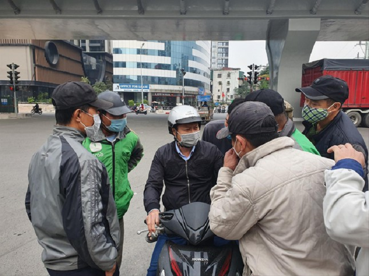 Theo chan 'tho dung' ngay giap Tet