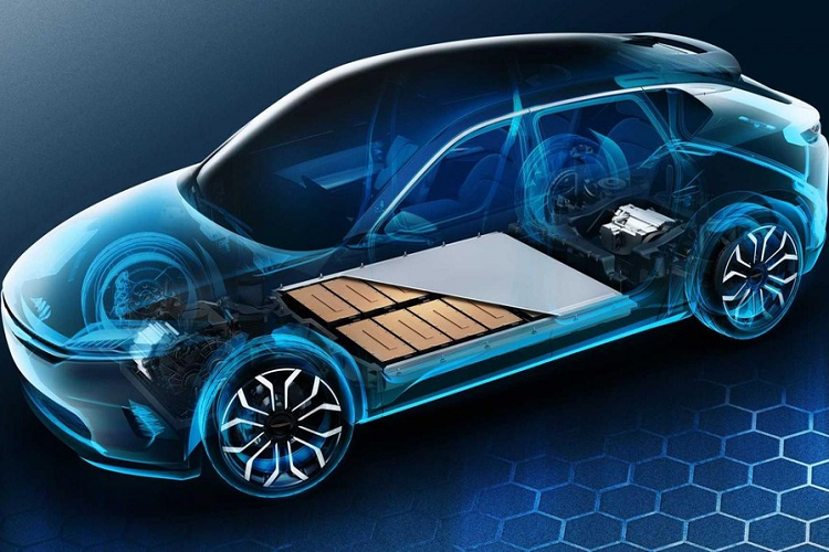 Nhà sản xuất xe Mỹ không cung cấp chi tiết về loại pin và dung lượng nhưng công bố rằng phạm vi hoạt động sẽ trong khoảng 560 - 640 km cho mẫu xe concept cùng với khả năng sạc nhanh - có thể là nguồn điện 800V. 