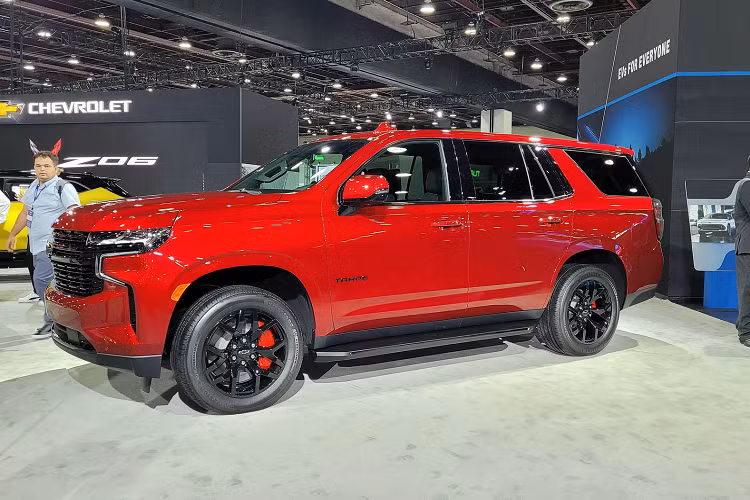 Nhờ những thay đổi này, động cơ mẫu xe SUV Chevrolet Tahoe RST giờ đây có khả năng sản sinh mức công suất 433 mã lực và mô-men xoắn 632 Nm, tăng nhẹ 13 mã lực và 9 Nm so. Động cơ này cho phép Tahoe tăng tốc từ 0 - 96 km/h trong 5,78 giây và đạt tốc độ tối đa 200 km/h.