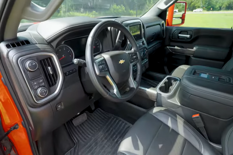 Ngày nay, hầu hết các chiếc xe đầu kéo hiện đại đều tận dụng công nghệ hệ thống treo khí để giữ tải trọng an toàn trong những chuyến đi dài.