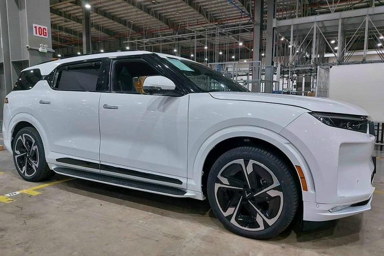 Bo pin cua VinFast VF8 va VF9 