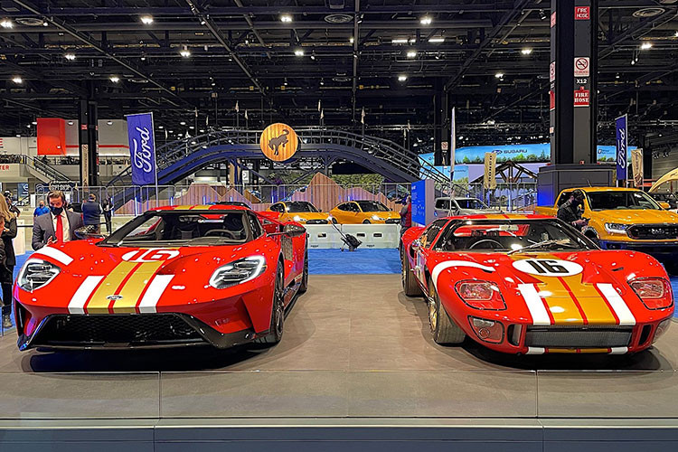 Mẫu siêu xe Ford GT Alan Mann Heritage Edition dặc biệt này dự kiến sẽ được trưng bày tại triển lãm Chicago Auto Show 2022 cùng nguyên mẫu Ford AM GT-1 đời 1966.