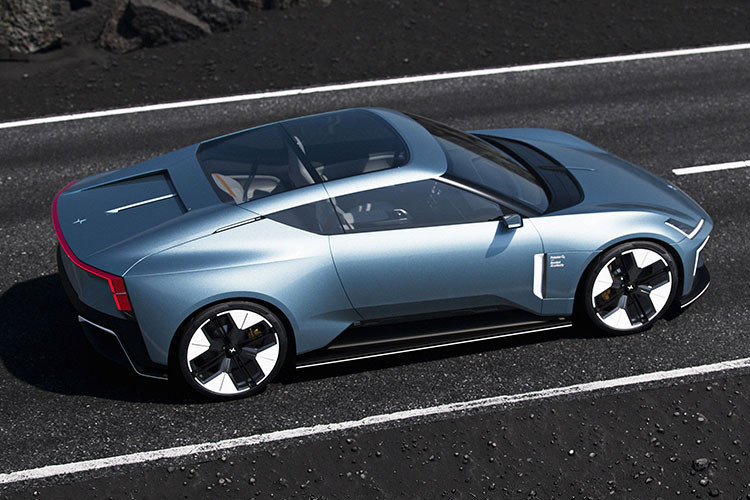 Chiếc O2 được xây dựng dựa trên nền tảng Precept/5 với chiều dài cơ sở rút ngắn thêm 307 mm xuống còn 2792 mm. Thay cho phần thân xe bốn cửa chính là phần thân của mẫu Coupe hai cửa, phần mui xe được làm bằng kính ấn tượng và có thể đóng mở để đem tới trải nghiệm của một mẫu xe mui trần hoàn hảo.