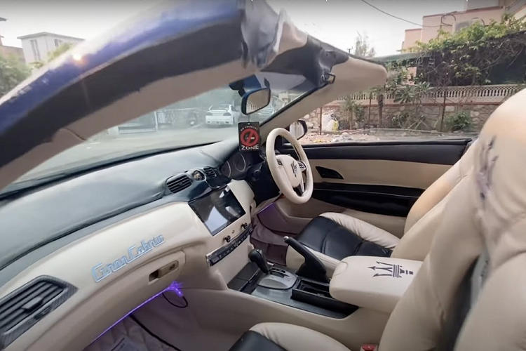 Nhưng dường như một người đam mê Maserati ở Ấn Độ đã không thể kiên nhẫn chờ đợi GranTurismo thế hệ mới, và quyết định biến chiếc Honda Accord thành một bản sao của thế hệ trước. Nhìn từ xa, chiếc xe màu xanh này có thể dễ dàng đánh lừa những con mắt không tinh tường. Nhưng một khi quan sát gần hơn, “ảo ảnh” đó sẽ dần lu mờ.