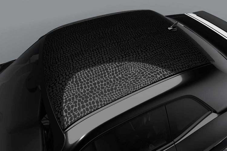 Lúc bấy giờ, chiếc xe này được gọi là Black Ghost và cái tên đình đám này sẽ một lần nữa tái xuất với tư cách là phiên bản đặc biệt của Dodge Last Call thứ 6. Đây là chiếc Dodge Challenger Black Ghost 2023 mới và cũng như Dodge Charger King Daytona ra mắt vào ngày 14 tháng 9, đây không phải là một gói nâng cấp ngoại hình cho hầm hố, thay vào đó còn được thông nòng động cơ để giúp xe đúng chất là vị vua đường phố tái xuất sau 53 năm mất tính.