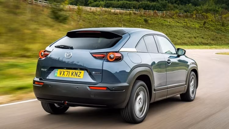 Mazda dat muc tieu ban ra hon 450.000 xe dien vao nam 2030-Hinh-2