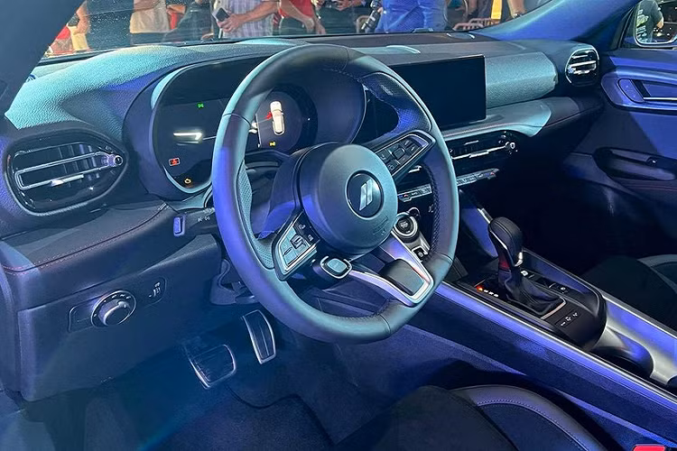 Khá thú vị là sau chưa đầy 24 giờ ra mắt chiếc xe Dodge Hornet 2023 với giá bán dự kiến dưới 30.000 USD, hãng xe đến từ Mỹ đã có màn thu hoạch rất ấn tượng khi nhận về 14.000 đơn đặt hàng, một con số khiến không ít các hãng xe khác phải thèm muốn.