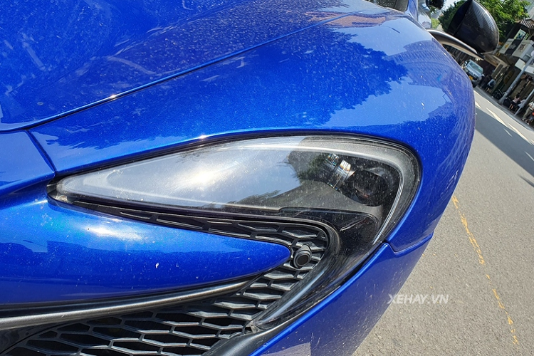 Hiện nay, giá xe McLaren 650S đã qua sử dụng có mức bán lại ở mức trên 10 tỷ đồng tại Việt Nam, trong khi đó. Cách đây 4 năm, giá xe McLaren 650S tại Việt Nam khi mới về nước được các đại lý tư nhân chào bán khoảng hơn 16 tỷ đồng