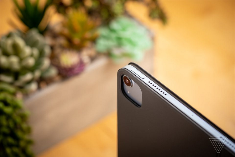 Chan dung iPad Air 2022 dua tren tin don-Hinh-3