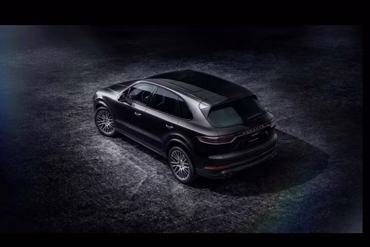 Giá bán các phiên bản tuỳ chọn Platinum Edition cho Porsche Cayenne tại thị trường Mỹ, chưa bao gồm phí xử lý 1.350 USD
