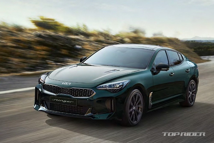 Điều này dấy lên tin đồn về việc hãng Kia "khai tử" mẫu xe thể thao này từ năm 2021. Đúng như tin đồn, mới đây, hãng Kia đã chính thức xác nhận sẽ ngừng bán Stinger. Trước đó vào hồi tháng 11 năm nay, hãng Kia Stinger bị khai tử ở thị trường Anh.