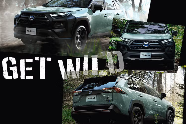 Cuối cùng là hệ truyền động plug-in hybrid cũng dùng động cơ xăng 2.5L và mô-tơ điện. Tại thị trường Nhật Bản, giá xe Toyota RAV4 2023 có mức dao động từ 2,938 - 5,633 triệu Yên (khoảng 485 - 929 triệu đồng). Nếu thêm gói phụ kiện Adventure Offroad Package II, xe sẽ có giá từ 3,884 - 4,503 triệu Yên (641 - 743 triệu đồng).