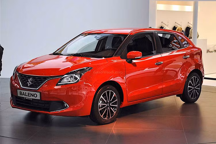 Với những thay đổi mạnh mẽ về trang bị như trên, giá xe Suzuki Baleno 2022 tại thị trường Ấn Độ chắc chắn sẽ tăng đáng kể. Khi mua xe, khách hàng Ấn Độ có thể chọn các màu sơn ngoại thất như trắng Pearl Arctic White, bạc Splendid Silver, xám Grandeur Grey, xanh dương Celestial Blue, đỏ Opulent Red và be Luxe Beige.