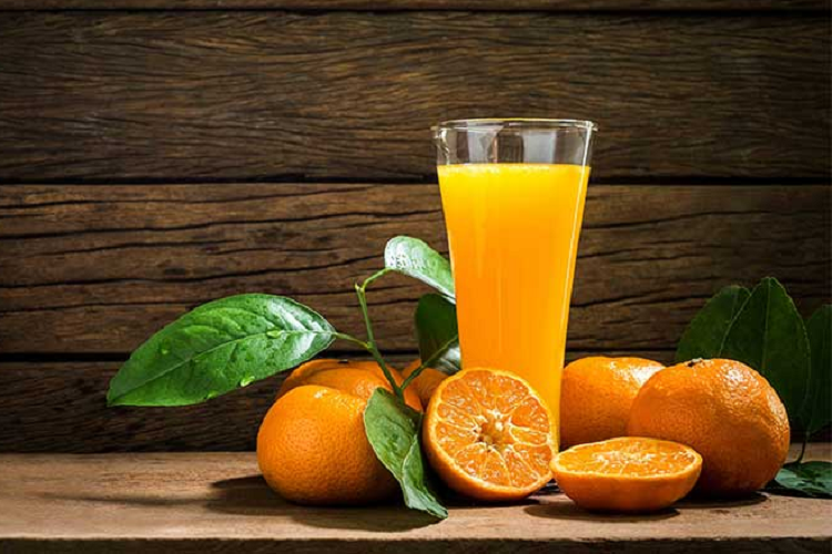 Moi ngay uong 1 coc nuoc cam, co the nhan 5 loi ich quy gia