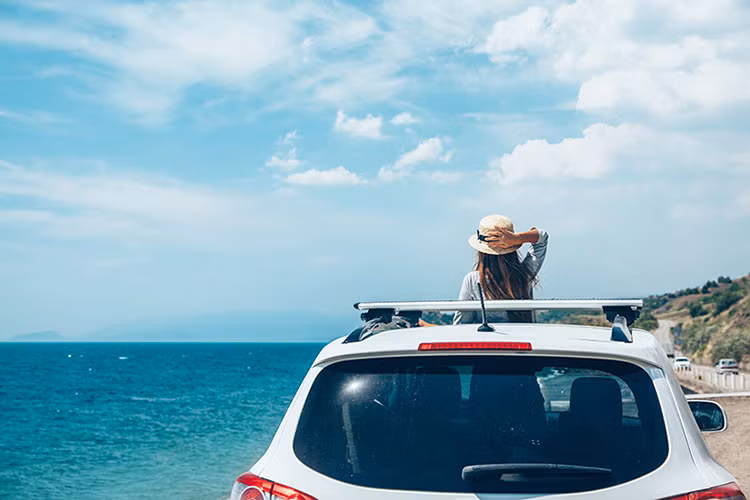 Cua so troi toan canh oto co an toan khi xe bi lat?-Hinh-2