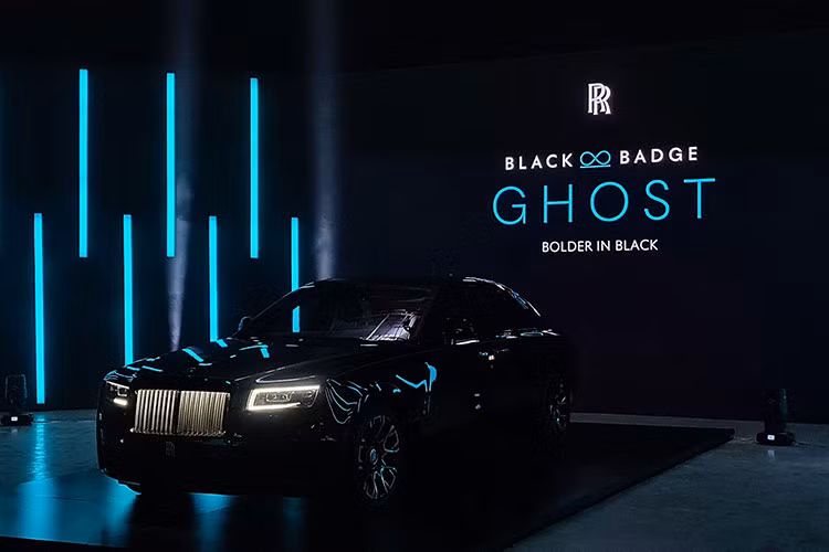 Sự có mặt của Ghost Black Badge 2022 sẽ giúp bộ sưu tập xe Rolls-Royce của các đại gia Việt trở nên phong phú thêm về mẫu mã.