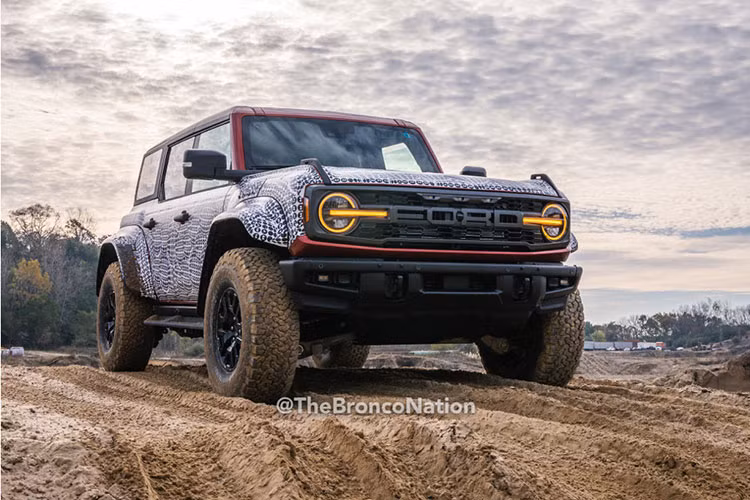 “Hang hot” Ford Bronco Raptor 2022 lo noi that, ra mat ngay nam nay