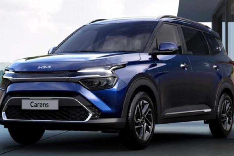 Theo đó, Kia Carens 2023 sẽ được trang bị động cơ xăng tăng áp 1.5L 4 xi-lanh mới mạnh mẽ hơn, cho công suất tối đa 160 mã lực và mô-men xoắn cực đại 253 Nm, thay vì động cơ xăng tăng áp 1.4L hiện tại. Động cơ mới này được kết hợp với hộp số sàn 6 cấp tiêu chuẩn hoặc hộp số tự động ly hợp kép 7 cấp dưới dạng tùy chọn.