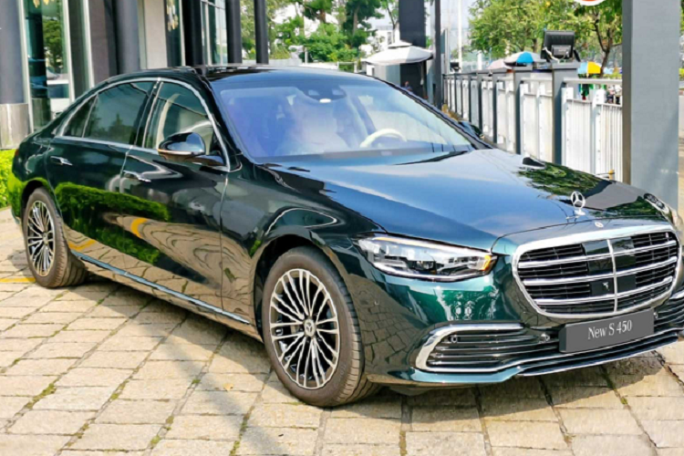 S-Class 2022 thế hệ mới nhập Thái hứa hẹn sẽ giảm giá bán đồng thời tăng sức cạnh tranh cho dòng S-Class thế hệ mới tại thị trường Việt.
