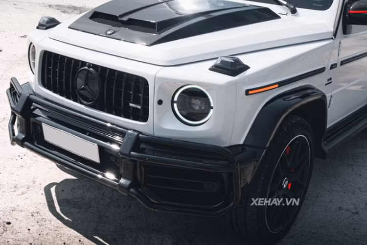 Hiện chưa rõ giá xe Mercedes-AMG G63 độ Brabus hàng hiếm này là bao nhiêu, nhưng nó được dự đoán sẽ không dưới 11 tỷ đồng.