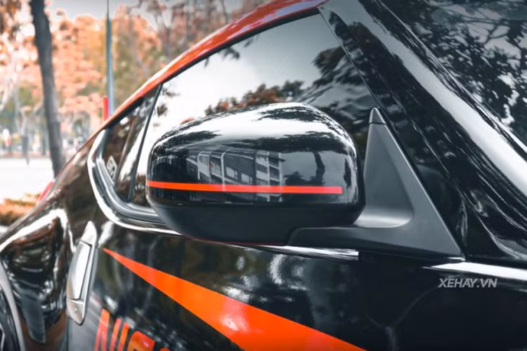 Không rõ giá xe Nissan 370Z Nismo tại Việt Nam là bao nhiêu, nhưng nó từng được rao bán trên sàn xe khoảng hơn 2 tỷ đồng vào năm 2019. Mức giá này đắt hơn nhiều lần so với tại thị trường Mỹ, chỉ 46.000 USD (khoảng 1 tỷ đồng).