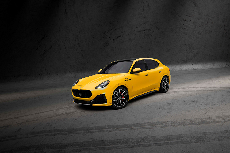 Bản đặc biệt Maserati Grecale PrimaSerie 2022 mới sẽ có hai phiên bản khác nhau và biến thể cao cấp nhất dựa trên Grecale Trofeo có động cơ Nettuno V6 3.0 lít tăng áp kép cho công suất 523 mã lực, mô-men xoắn 619 Nm.