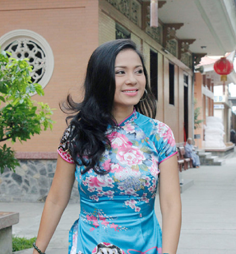 Dấu ấn Phật giáo trong căn biệt thự của diễn viên Việt Trinh Dau an Phat giao trong can biet thu cua dien vien Viet Trinh