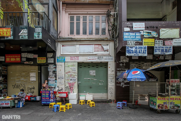 Mat bang tram trieu dong o TP.HCM trong vi khong co khach thue-Hinh-6