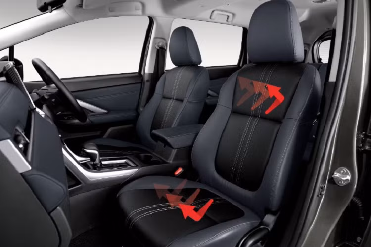 Đây đều là những trang bị mới đã được bổ sung cho Mitsubishi Xpander Cross 2022 ra mắt vào tháng 11 năm ngoái. Chưa hết, Mitsubishi Xpander Cross 2023 còn được bổ sung camera 360 độ, hệ thống kiểm soát hướng chủ động Active Yaw Control (AYC) mới và hệ thống treo sau có kích thước lớn hơn, tương tự loại dùng cho Pajero Sport.