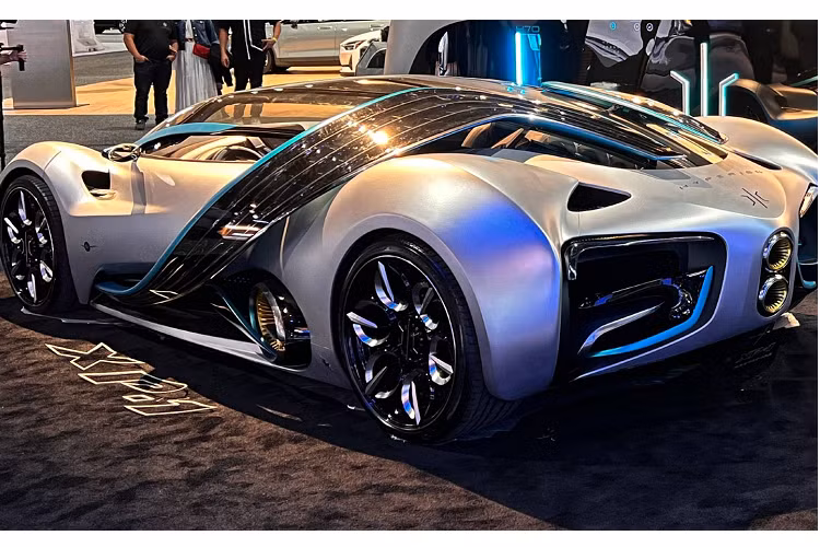 Hyperion XP-1 từng được mệnh danh là kẻ khơi mào cuộc cách mạng siêu xe mới, khi thế giới đang bắt đầu làm quen dần với những mẫu xe hiệu năng cao chỉ vận hành bằng năng lượng điện, dễ dàng đạt được lượng mô-men xoắn cực lớn ngay từ sớm, vượt trội so với những gì xe động cơ đốt trong có thể làm được.