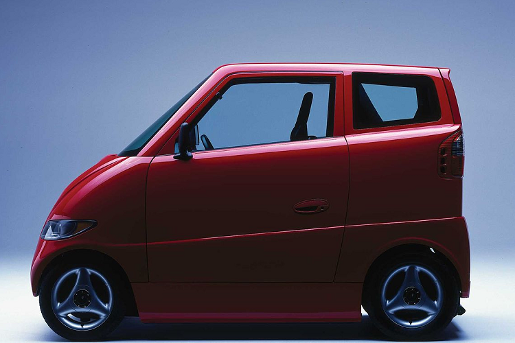 Bản thân "cha đẻ" của Tango T600 cũng thừa nhận chiếc xe này có chất lượng lái khá tệ. "Tôi biết là chiếc xe này lái rất dở. Nhưng mà dở còn hơn là bị tắc đường, đúng không", ông Woodbury nói với phóng viên Top Gear.