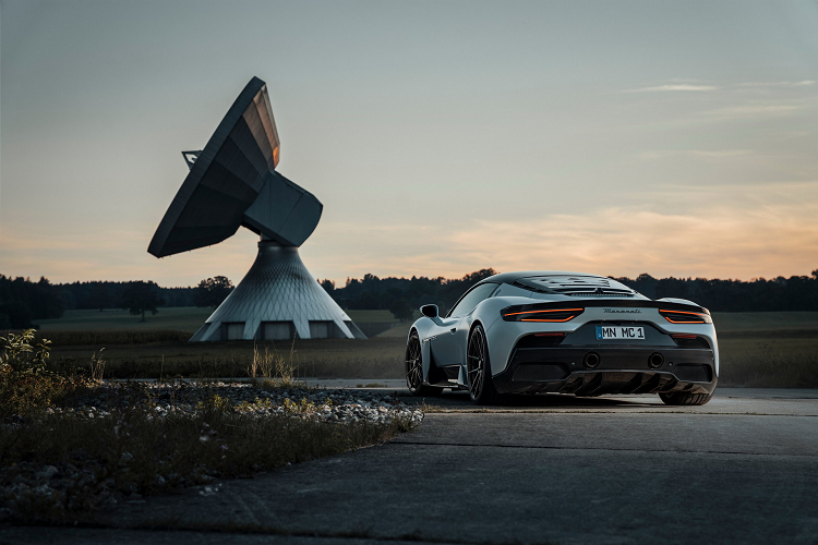 Siêu xe Maserati MC20 độ Novitec có thể được trang bị hệ thống quản lý âm thanh chủ động tùy chọn, trong khi ống xả kép 100 mm có thể được chỉ định bằng thép không gỉ hoặc sợi carbon.