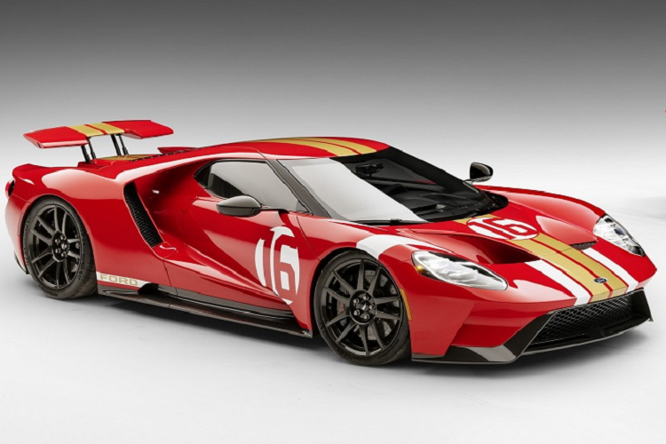 Giám đốc chương trình siêu xe Ford GT cho biết: “Ford GT Alan Mann Heritage Edition vinh danh những chiếc xe đã giúp Ford giành được chiến thắng trong nhiều giải đua lớn.