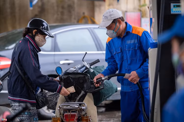 Vi sao hang loat cay xang dong cua?-Hinh-2