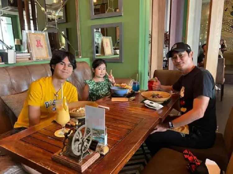 Dung mao 2 con cung cha khac me cua Huy Khanh-Hinh-5